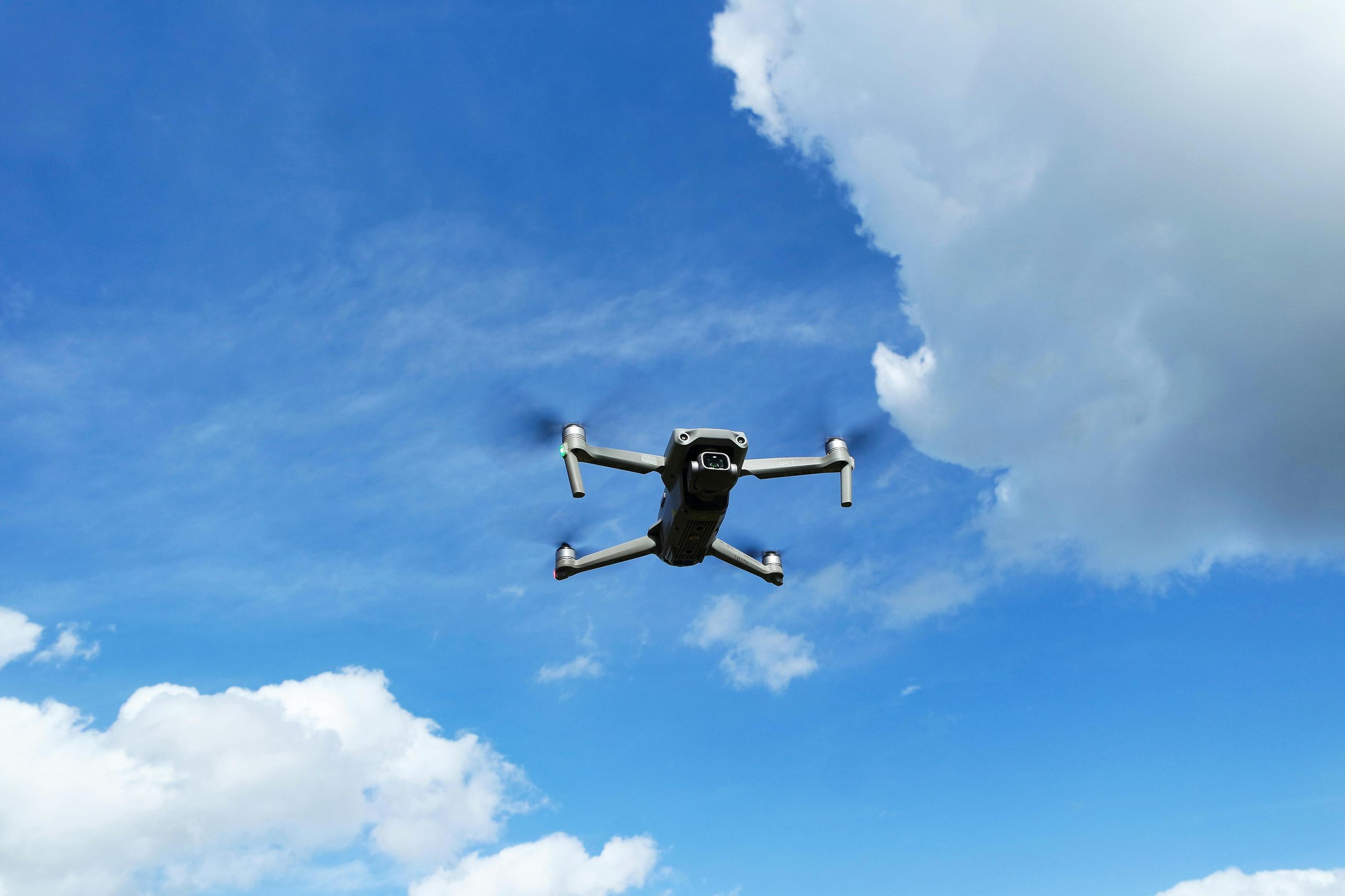 come pilotare un drone quadricottero in War Thunder